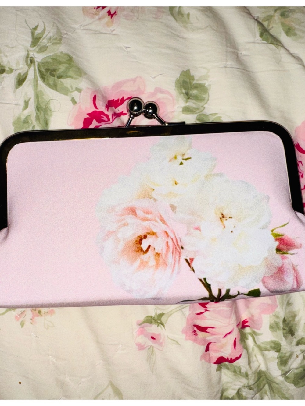 Pink Roses Clutch Crossbody - Picture 5 of 12